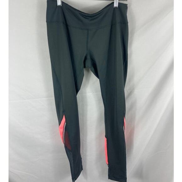 Zella Grey and Pink Athletic Leggings Size Medium - Picture 1 of 7